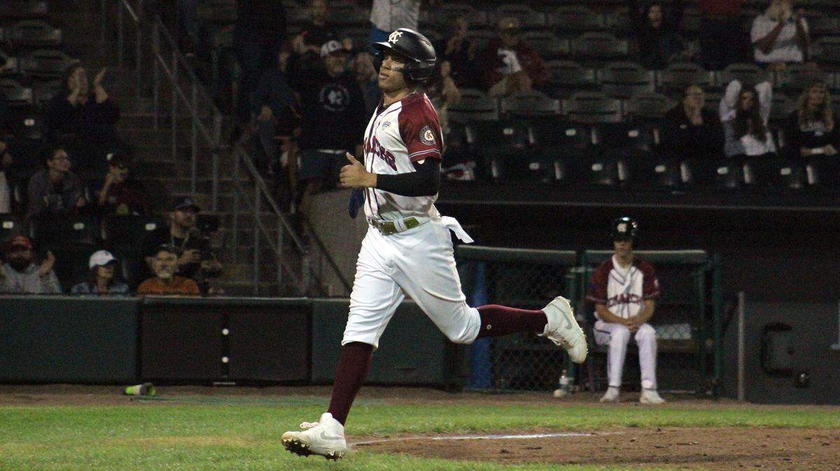 Kansas City Monarchs outfielder Jan Hernandez crosses home plate after a wild pitch in Game 3 of the West Division Championship Series against the Sioux City Explorers on Thursday at Legends Field.