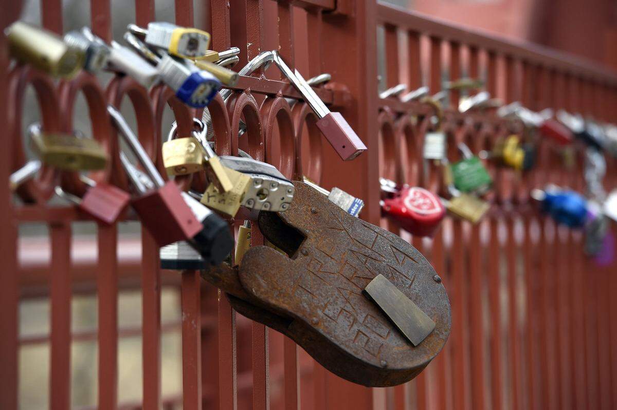 Lock Your Love: Valentine’s Weekend will take place Feb. 12-14 at the Old Red Bridge in Minor Park.