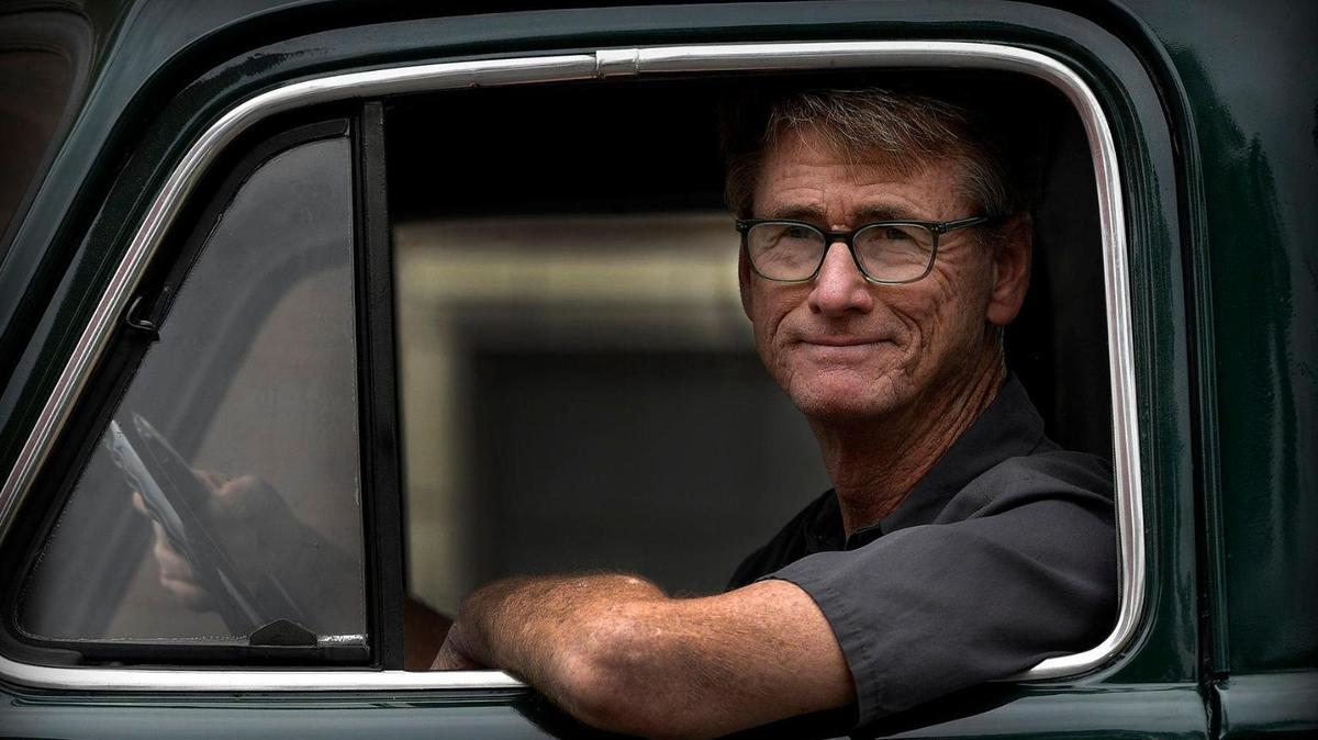Tom Keegan will permanently close Hyde Park Auto Service, a fixture of the neighborhood, on Friday.