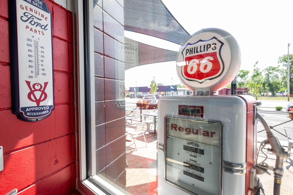 Pizza 51’s newest location opened Wednesday, June 25. The space is an old Phillips 66 service station. There are several nods to the old station noted in the decor.