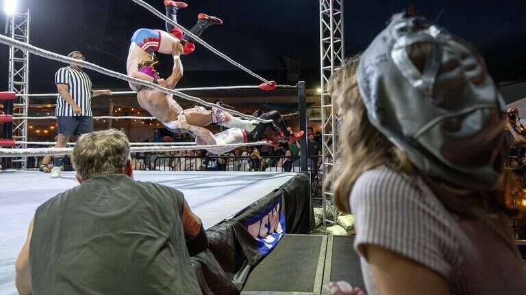 La Lucha brings Mexican wrestling tradition and family legacy to Kansas City