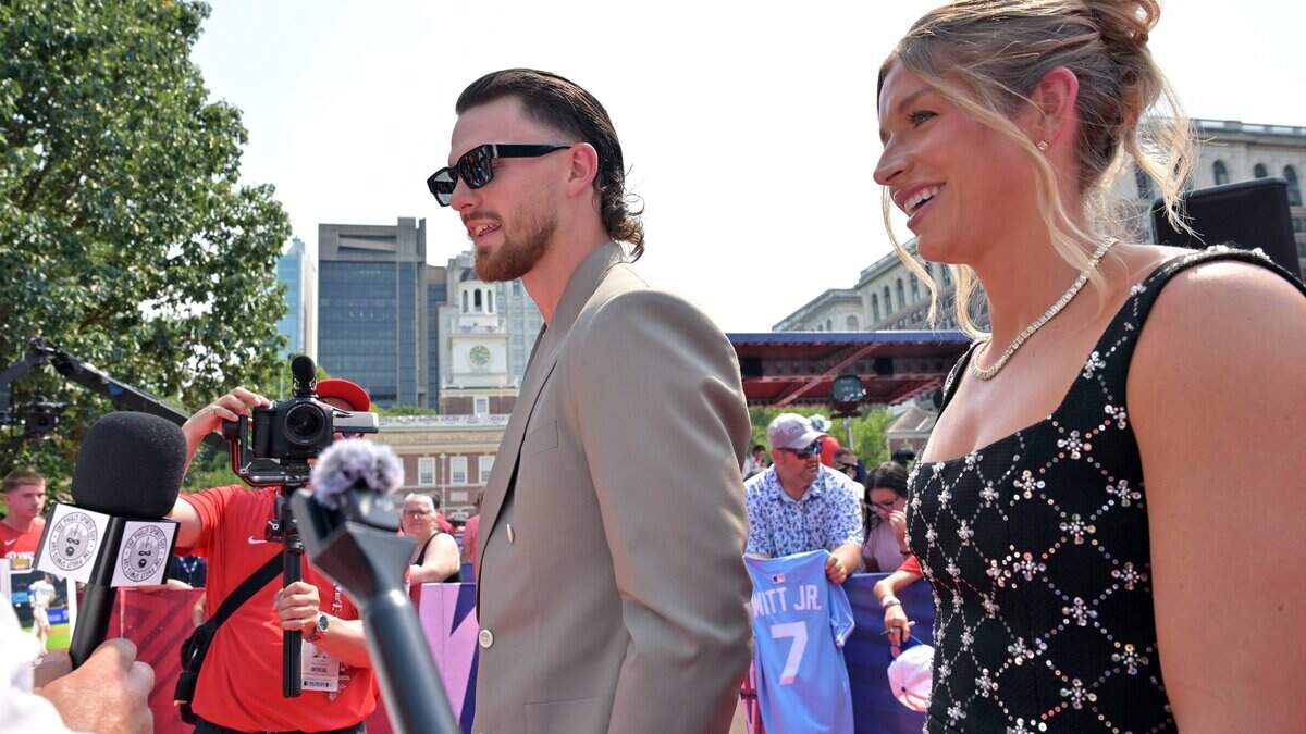 Maggie Witt compares Royals’ fans to Chiefs’, tells how All-Star husband ...