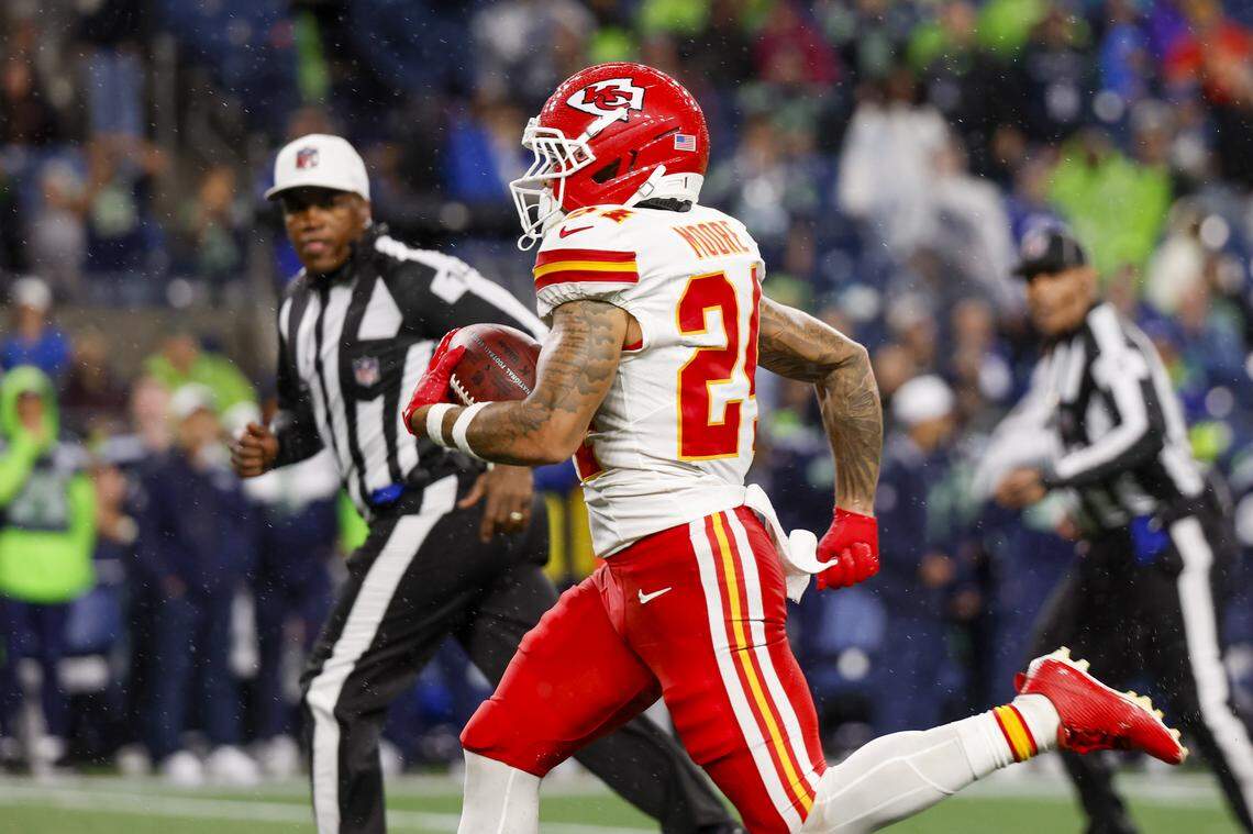 Kansas City Chiefs wide receiver Skyy Moore (24) returns a punt for a touchdown against the Seattle Seahawks during the fourth quarter at Lumen Field on Aug. 15, 2025.