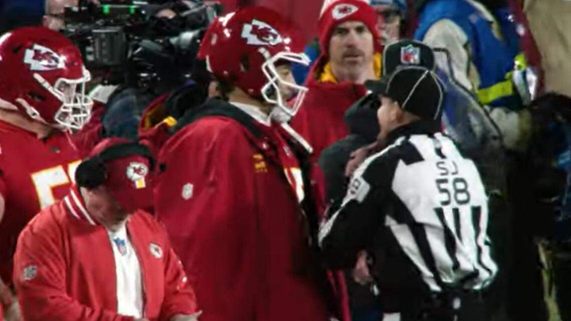 Patrick Mahomes was ribbed by a game official.