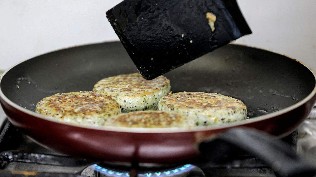 Farm to table means food sourced directly from local farms with fewer middlemen. Here’s how the movement changed restaurants and what it means for home cooks.