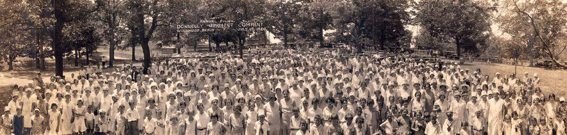 The Donnelly Garment Company’s annual picnic at Winnwood Beach in 1930. 
