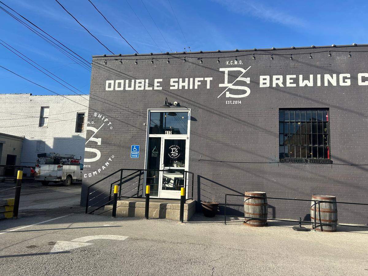 Double Shift Brewing Co. will close in a few weeks.