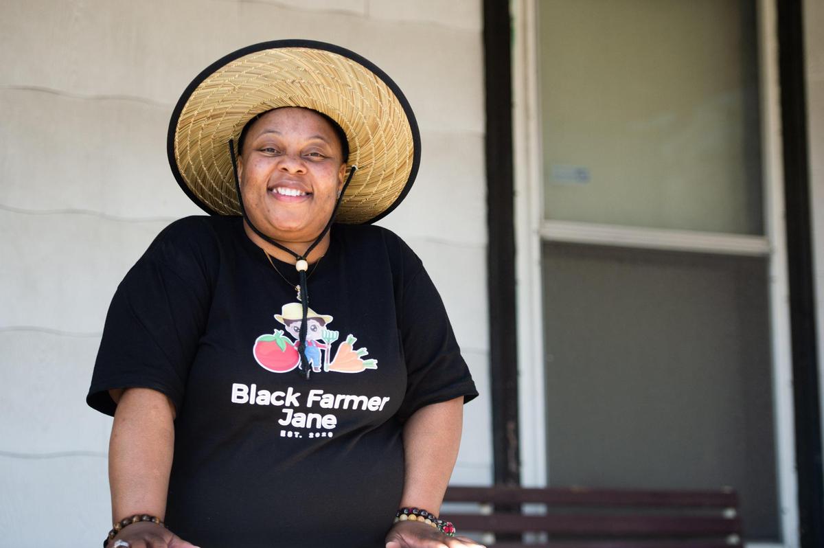 La’Trice Murray, 37, a contracted technology trainer at Cerner Corp., started farming in her yard on Spruce Avenue in Kansas City at the beginning of the pandemic since her business travels dwindled. She’d later start her own urban farming business called Black Farmer Jane, aiming to provide healthy food at low costs to food deserts in urban areas across the country.