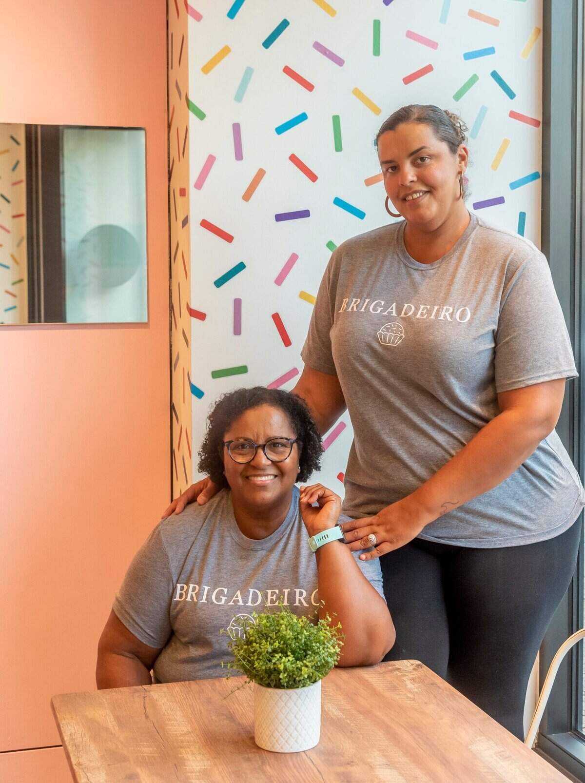 Jessica Harris, left, and her mom, Regina Antunes, have moved their Brazilian sweets shop to Lee’s Summit.