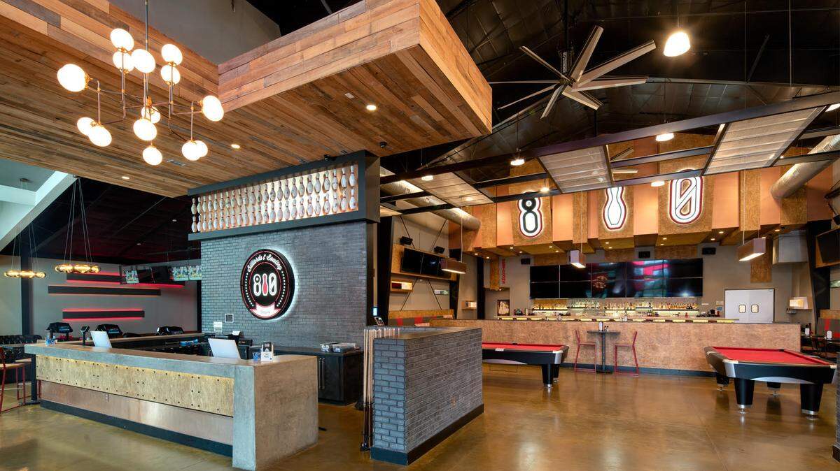 South Carolina-based 810 Entertainment will overtake the Pinstripes space.
