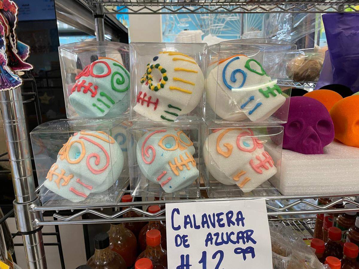 The bakery also offers beautifully decorated sugar skulls, or “calaveras de azúcar,” adorned with vibrant colored icing and bright sprinkles.