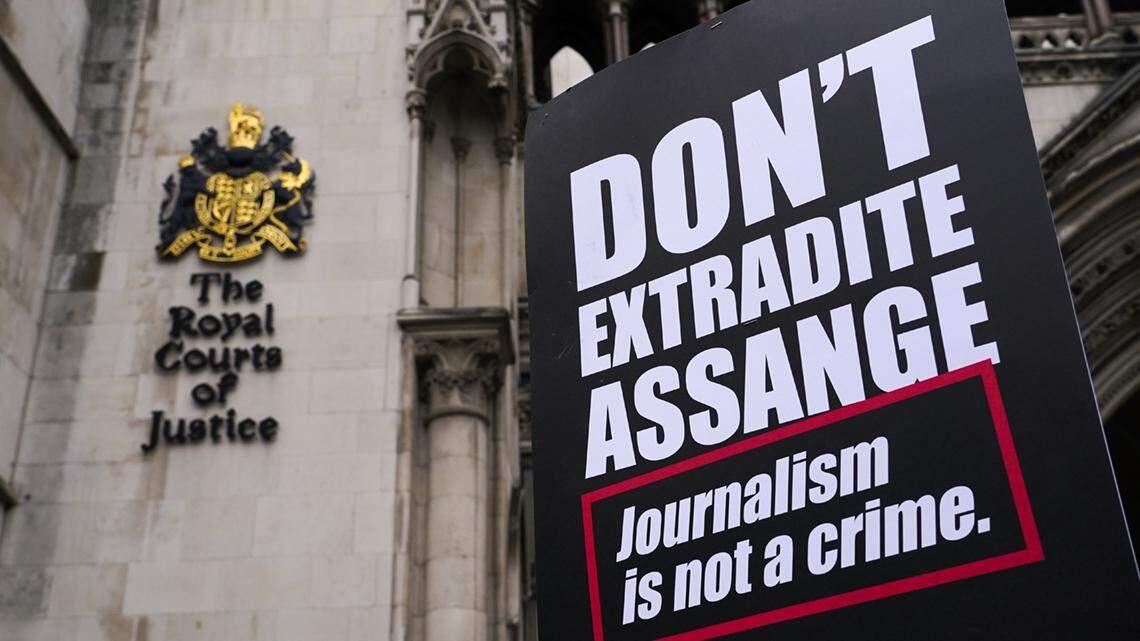 “The Color Purple” author urges the president to stop the prosecution of WikiLeaks’ founder.