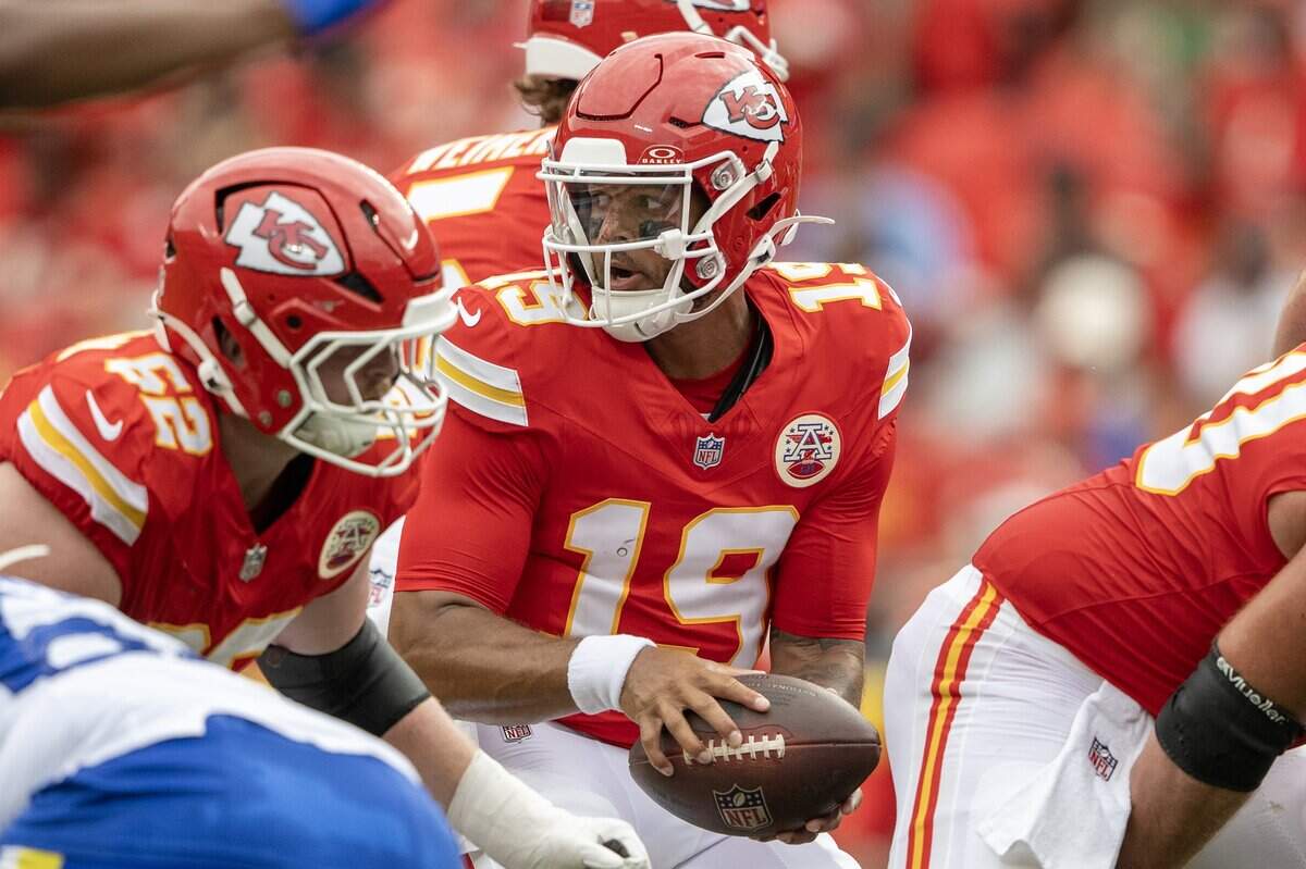 Kansas City Chiefs quarterback Chris Oladokun (19) calls out a play in the third quarter during a preseason NFL game against the Los Angeles Rams at Arrowhead Stadium on Saturday, Aug. 15, 2026, in Kansas City.