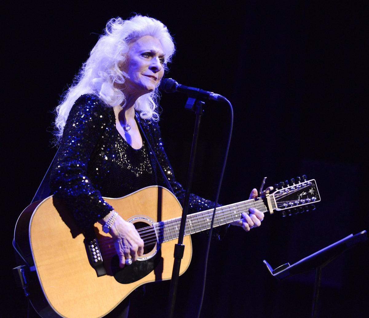 Judy Collins was set to appear with Arlo Guthrie in November. That show is postponed to 2021.