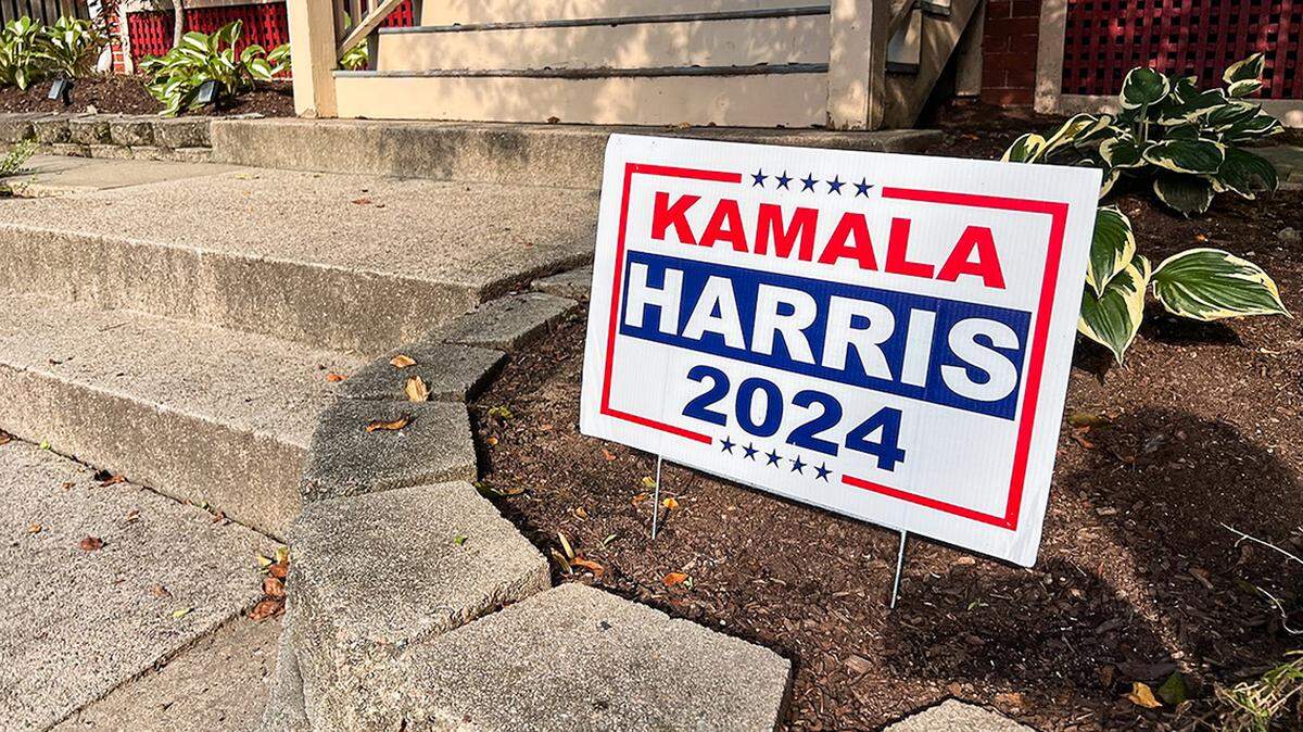 A Kamala Harris 2024 campaign sign is posted in the front yard of a home in Providence, Rhode Island on August 11, 2024. Vice President Kamala Harris announced on July 21, 2024 that she would seek the nomination of the Democratic Party after President Biden said he would withdraw from the race. (Photo by Samuel Rigelhaupt/Sipa USA)