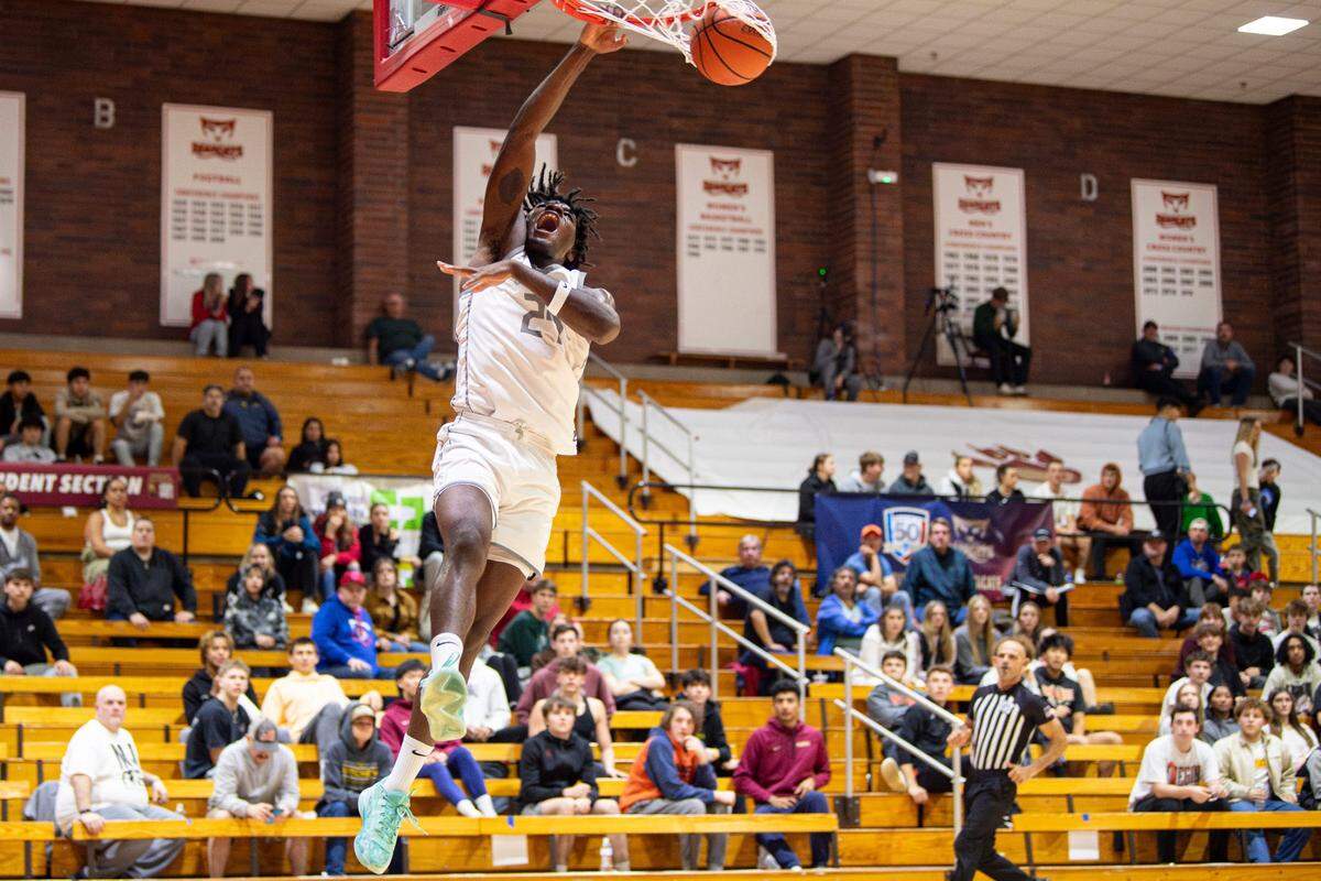 Class of 2025 recruit Tounde Yessoufou will visit Kentucky basketball for Big Blue Madness on Oct. 11.