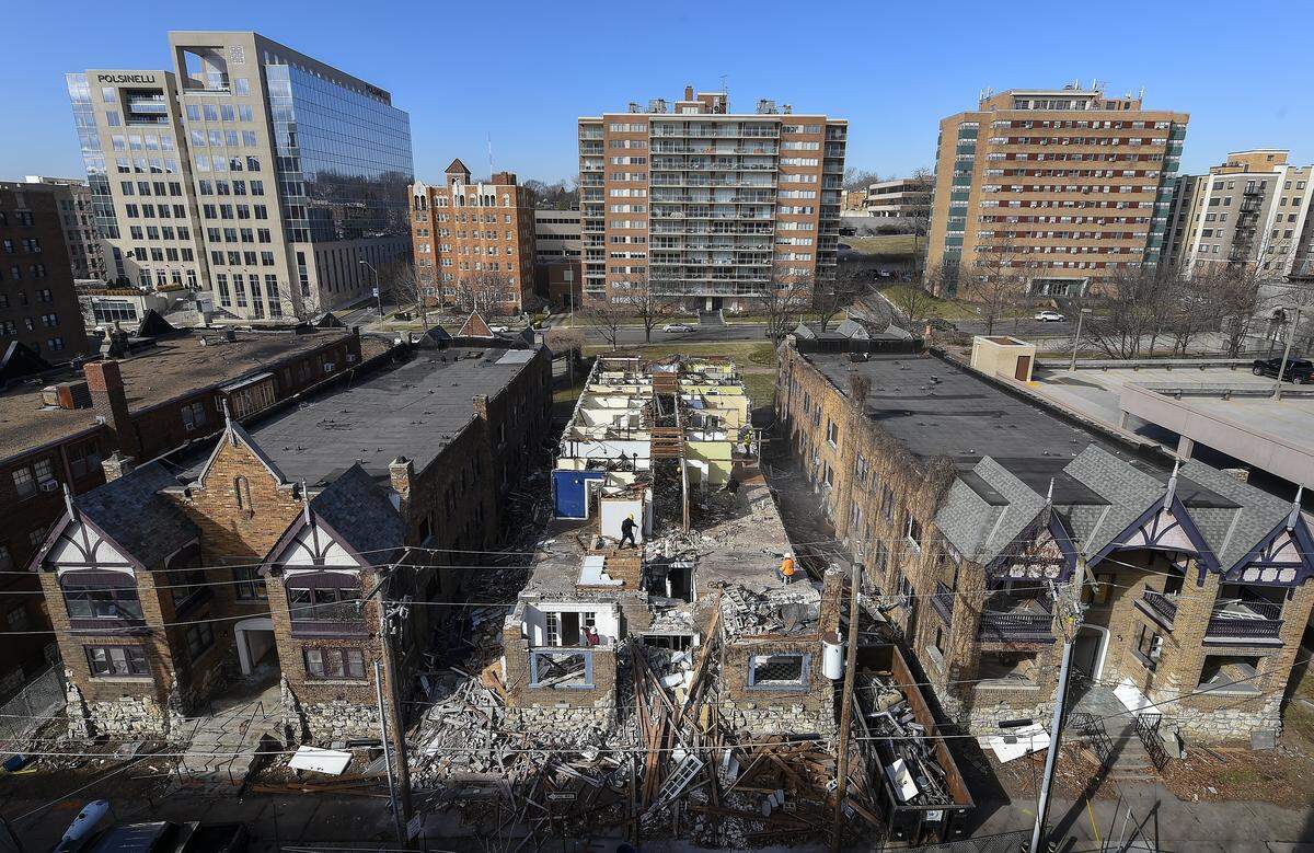 The Green Gables apartments, designed by architect Nelle Peters, and built in 1927 along the 4700 block of Summit Street, were torn down in February 2016 after being denied historic status by the city. They were deemed too far gone to be saved.