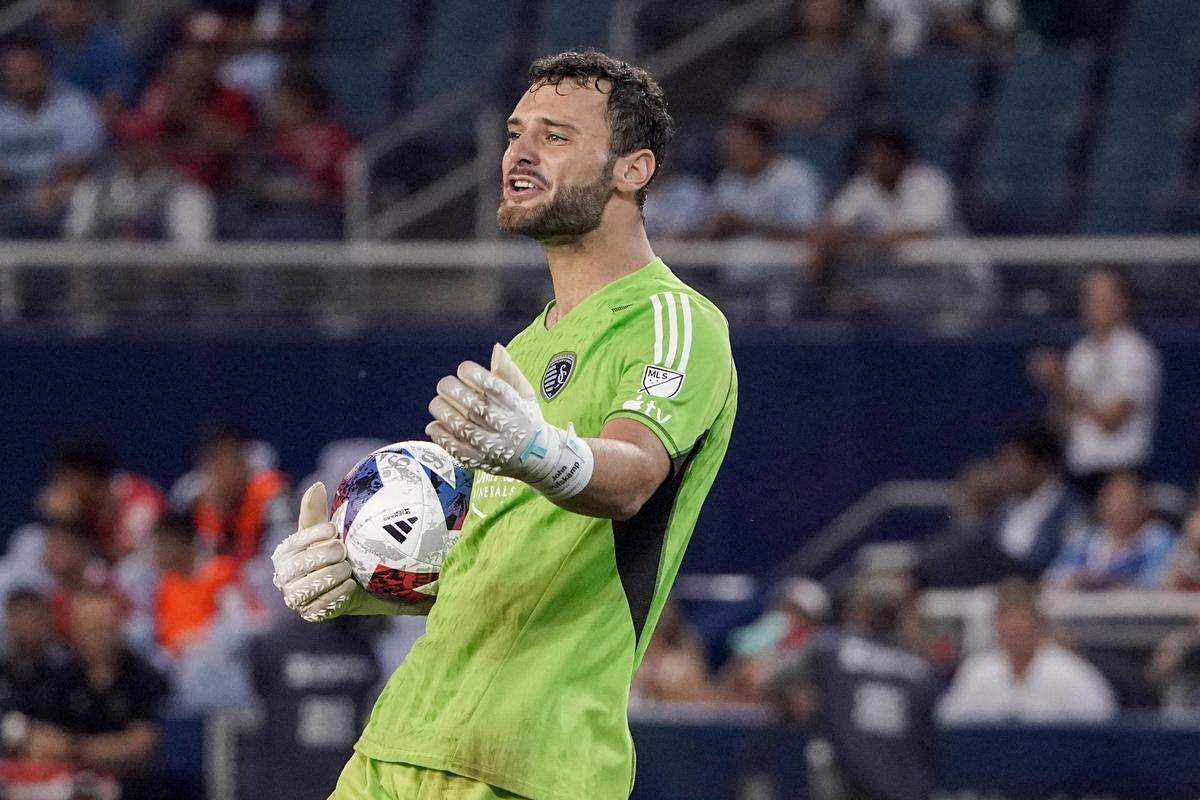 Sporting Kansas City goalkeeper John Pulskamp (1) reacts after stopping a shot on goal against Toluca during the second half at Children’s Mercy Park on Aug. 4, 2023.
