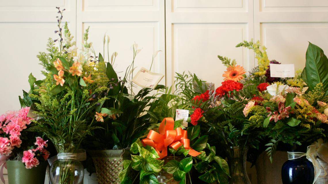 Can’t afford a funeral for a loved one? Here’s where to get financial help