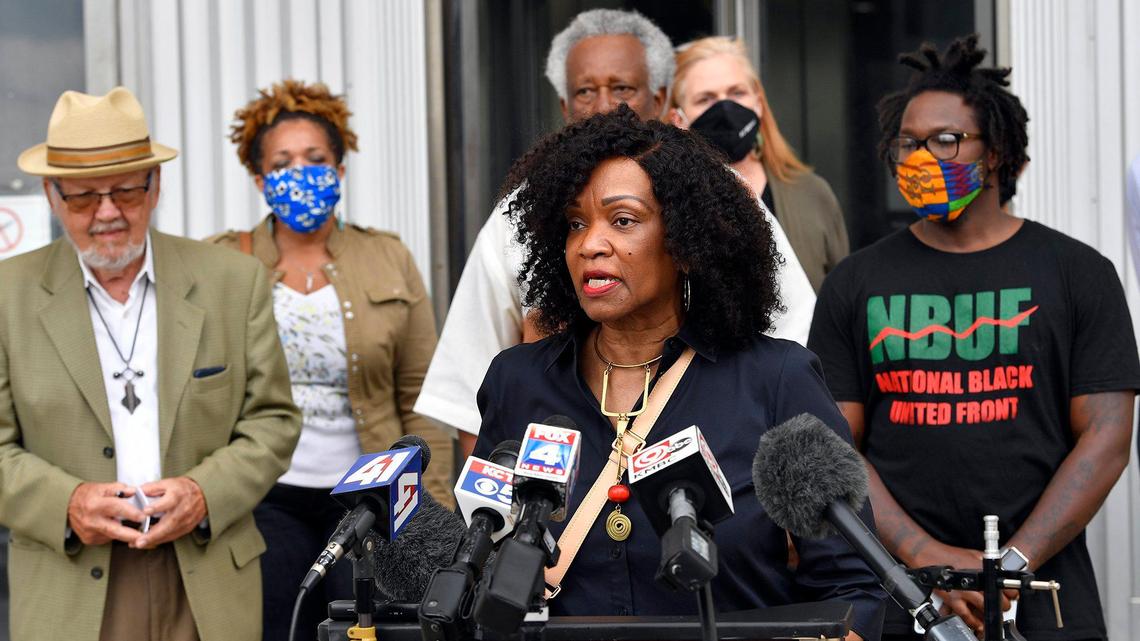 ‘They have no accountability’: Kansas City rights groups back move to control police