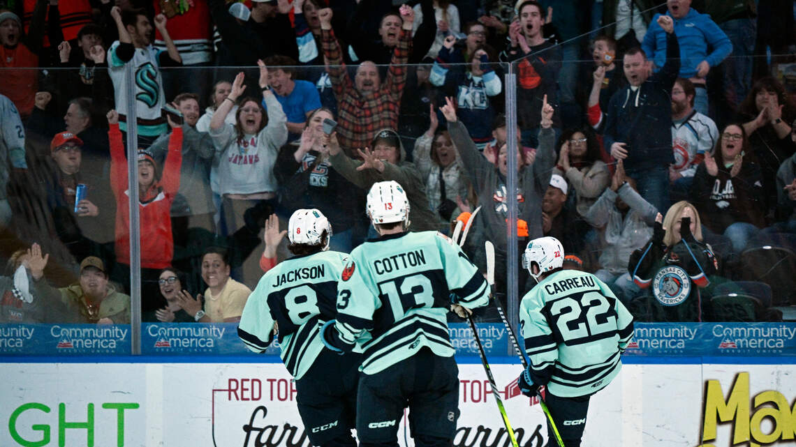 Kansas City Mavericks collect league honors, set records as ECHL playoffs near