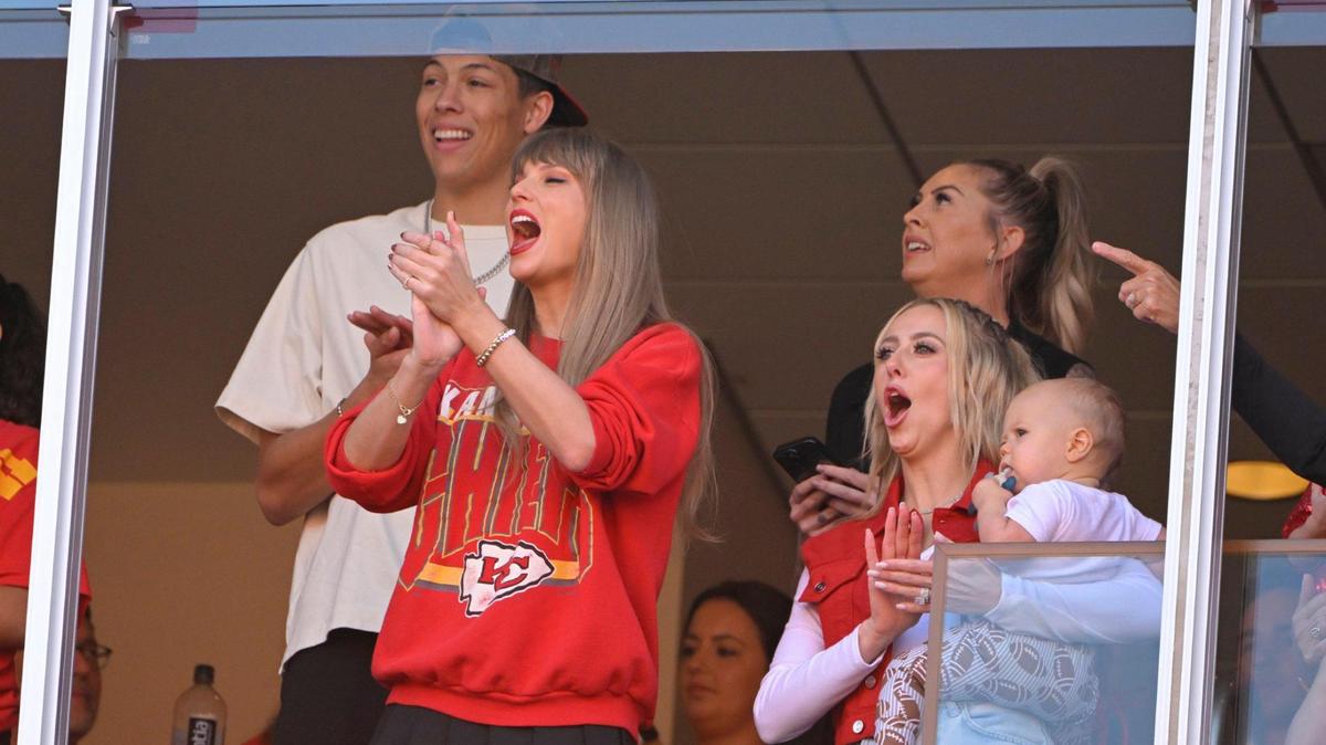 Taylor Swift on hand to watch the Kansas City Chiefs and the Los Angeles Chargers on Sunday, Oct. 22, 2023, at GEHA Field at Arrowhead Stadium.
