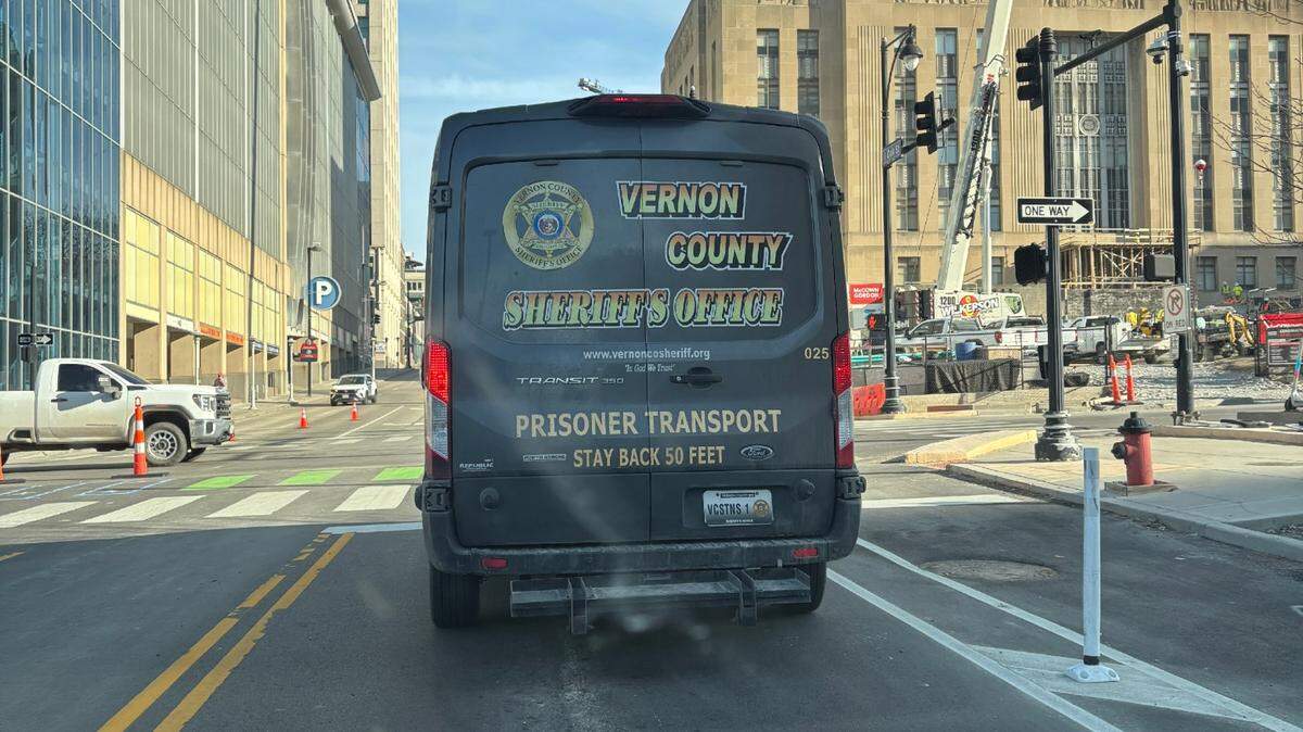 Kansas City contracts with jails in Vernon County in other parts of Missouri to house people awaiting court dates or who are serving short sentences for municipal offenses. KC City Hall is on the right.