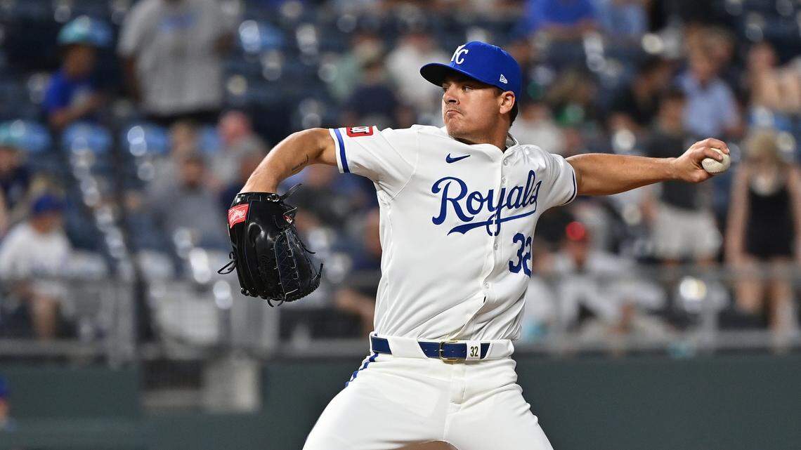 Kansas City Royals first baseman Nick Pratto (32) delivers a pitch in the ninth inning against the New York Yankees at Kauffman Stadium.