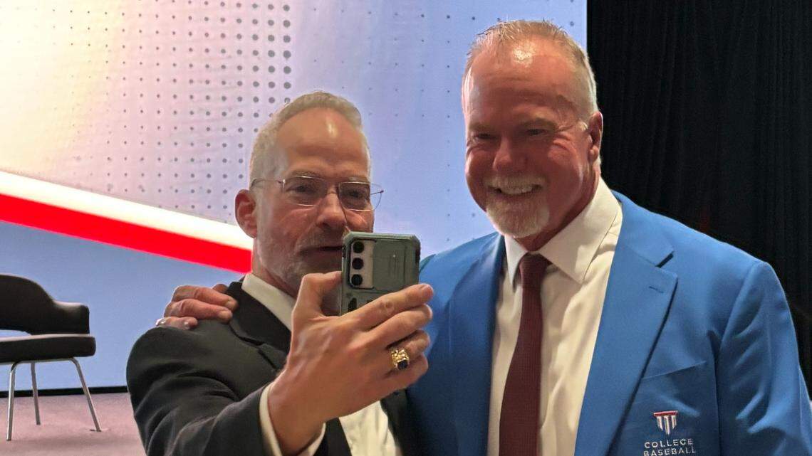 Why a Chiefs Super Bowl champ was hanging out with Mark McGwire in Overland Park