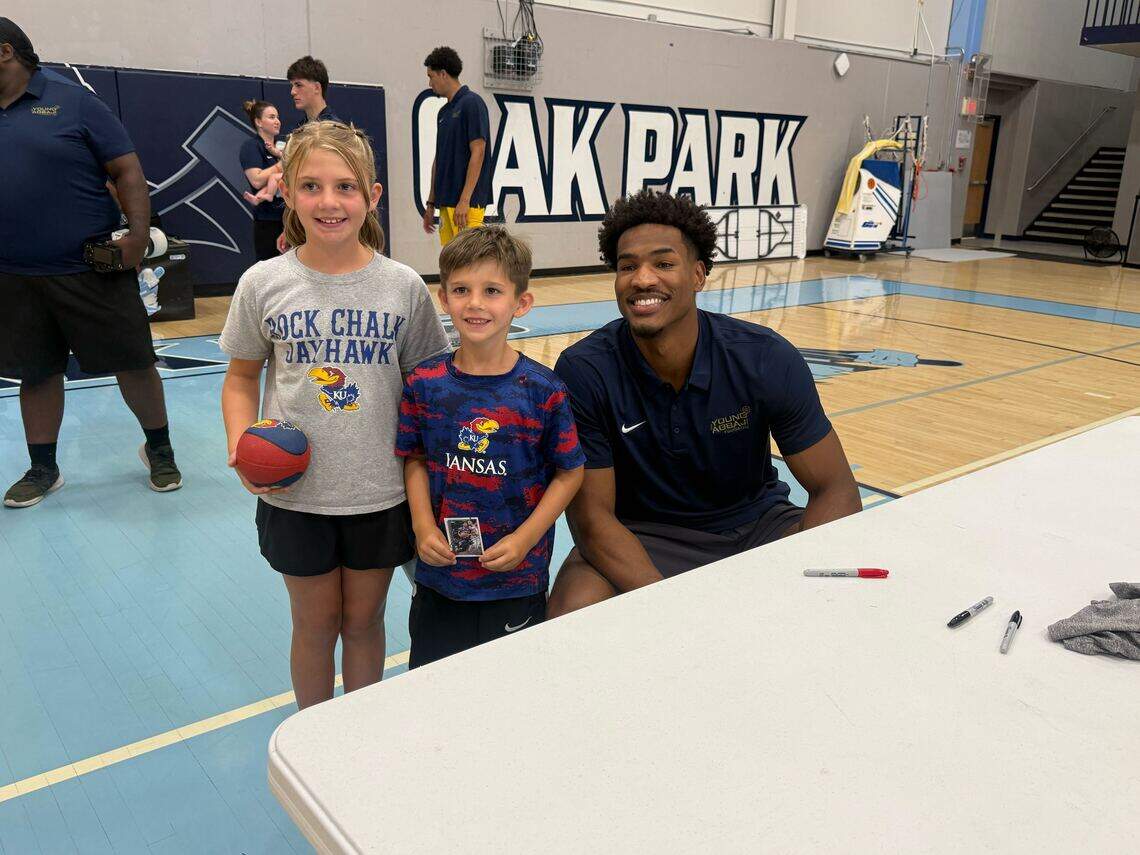 From NBA to Oak Park, former KU Jayhawks star Ochai Agbaji brings hoops camp home