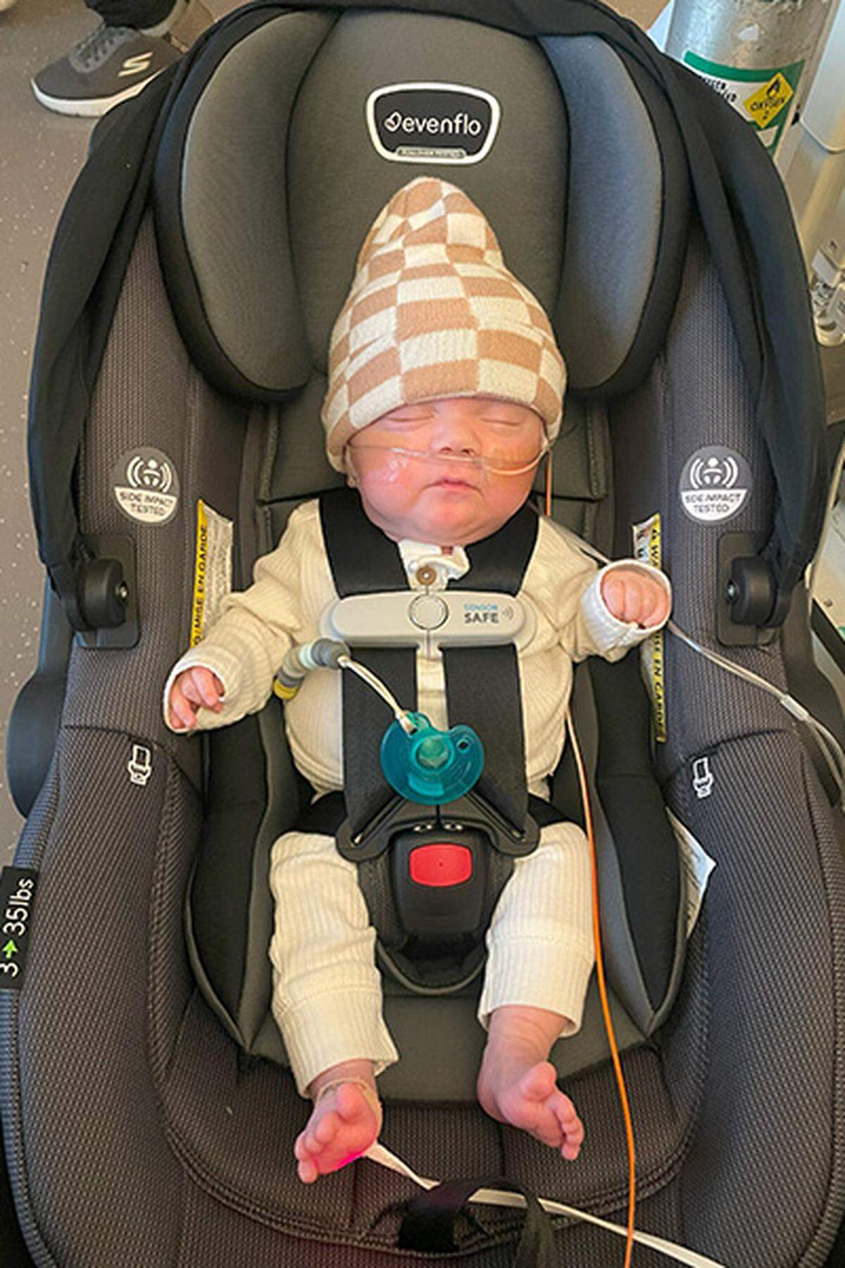 Parents were able to bring Nash Keen home after months in intensive care.