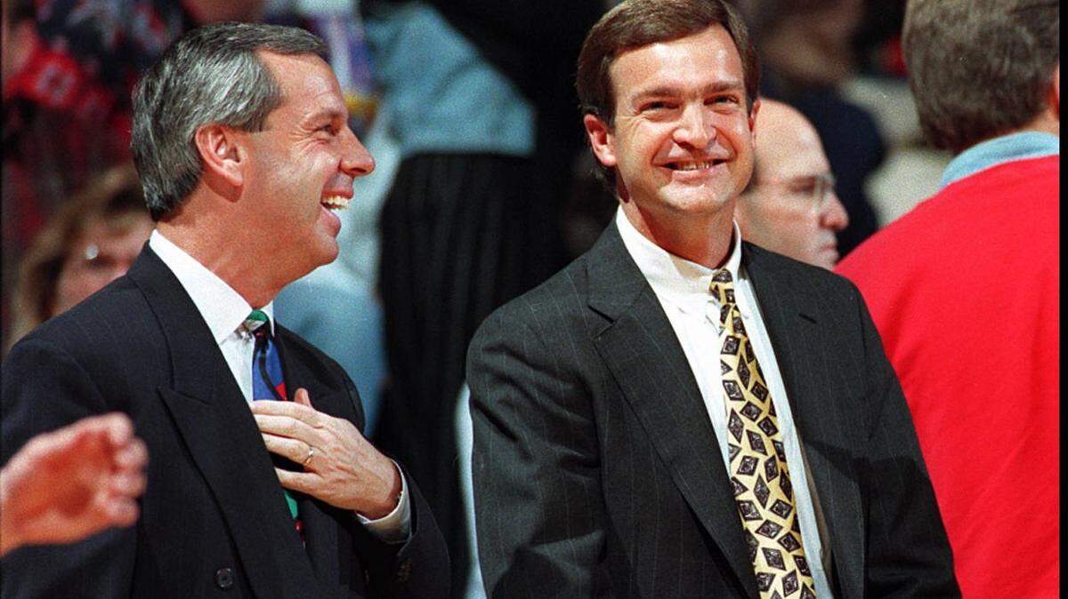 Then-Kansas Jayhawks men’s basketball Roy Williams joked with then-Florida coach Lon Kruger during a game at Allen Fieldhouse on Dec. 7, 1994. Williams and Kruger are among the National Collegiate Basketball Hall of Fame class for 2022.