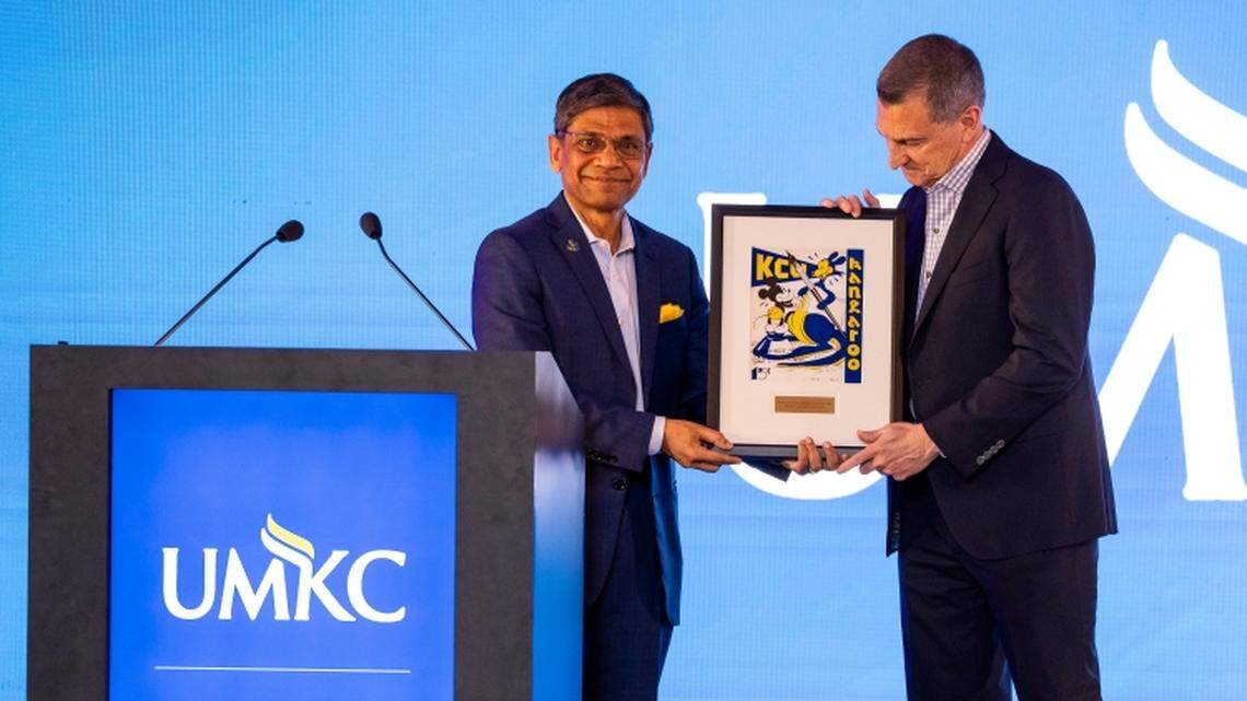 Mark Turgeon officially introduced at UMKC. He has big goals for the KC Roos