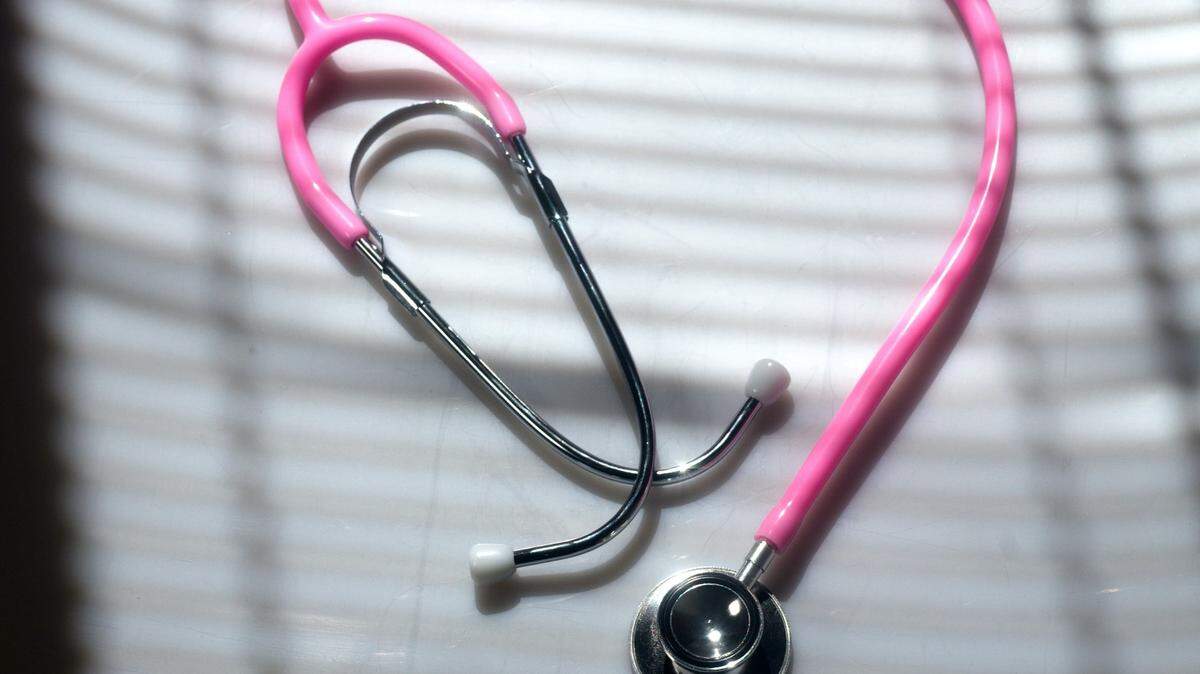 The Illinois doctor defrauded health care programs out of about $796,000, authorities said.