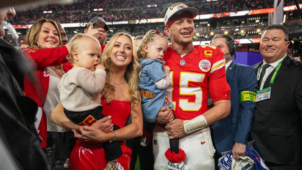 Brittany Mahomes shared on her popular Instagram account behind-the-scenes looks at the weekend she and her husband, Kansas City Chiefs quarterback Patrick Mahomes, spent with their kids.