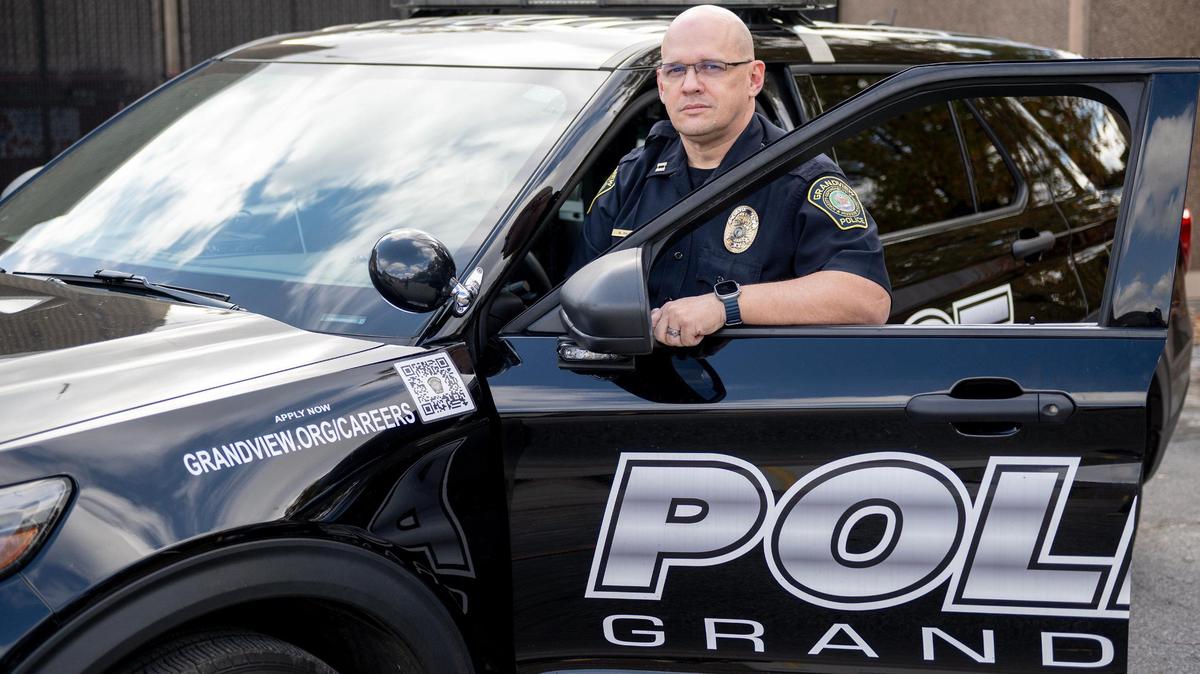 How one grisly crash prompted a Kansas City suburb to change its police chase policy