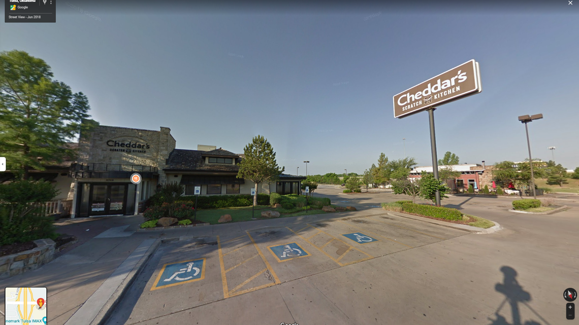 A man finished lunch at Cheddar’s to find a thief stealing his car in Tulsa, Oklahoma, according to police.