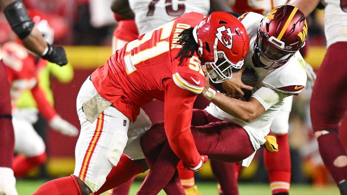 After being cut by Chiefs, Mike Danna writes message for ‘best fans in the world’