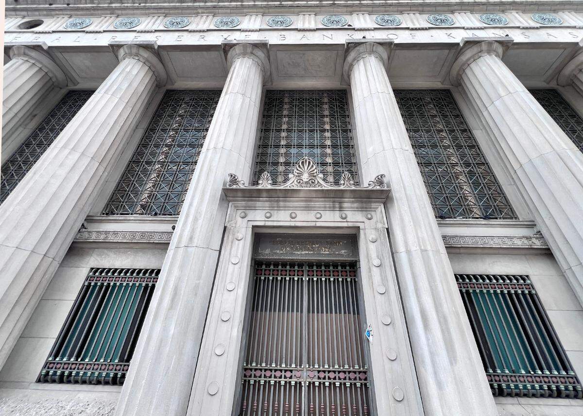 Once a symbol of financial strength, the former Federal Reserve building at 925 Grand now bears the marks of time and neglect, a popular subject for urban explorers and preservationists alike.