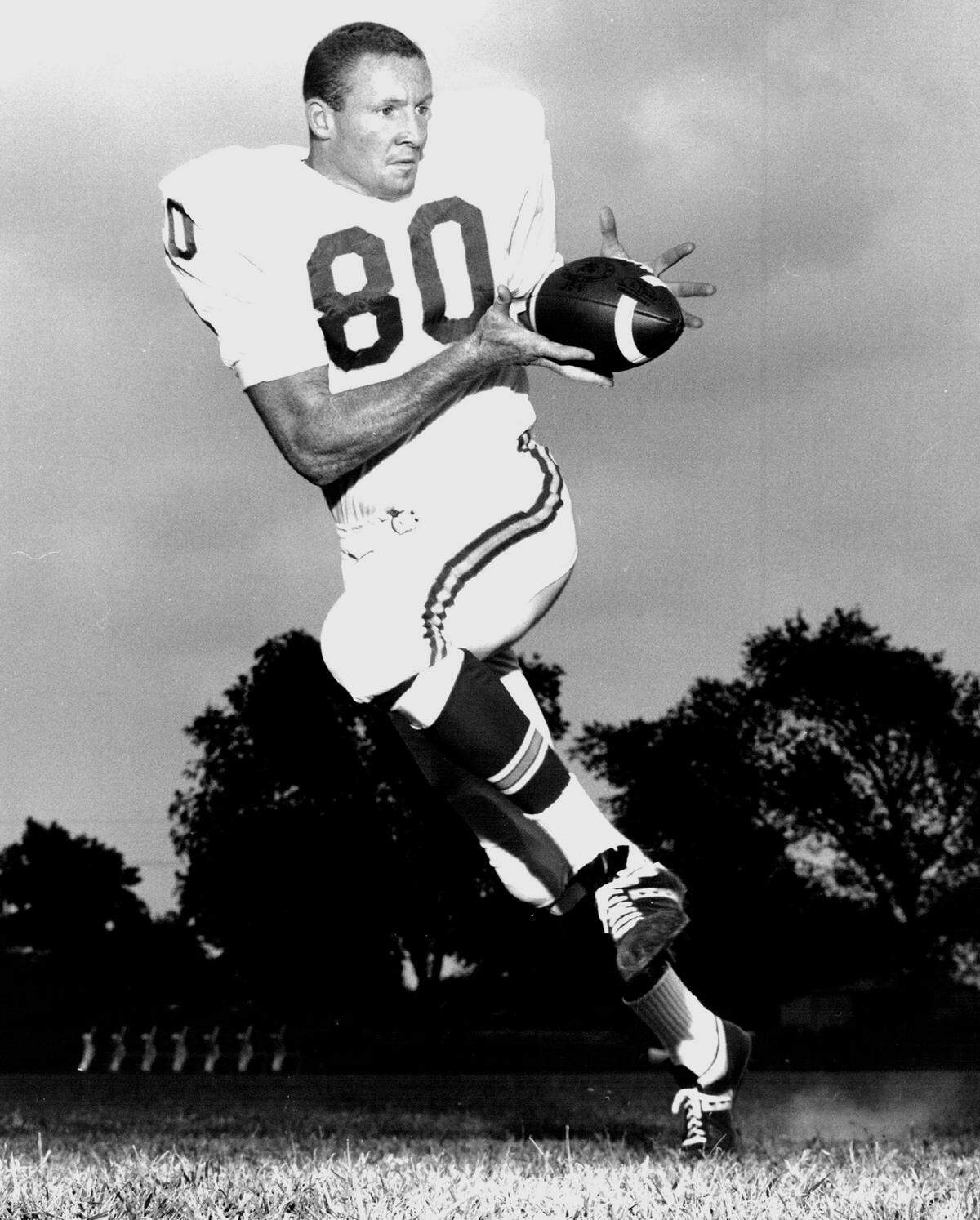 Tight end Reg Carolan, Kansas City Chiefs, 1964–1968