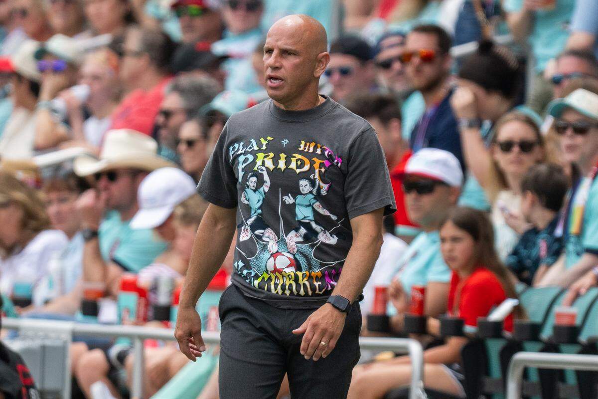 KC Current head coach Chris Armas wears a shirt in support of Pride Month during KC’s 1-0 victory over the Boston Legacy on Saturday, May 30, 2026 at CPKC Stadium in Kansas City.