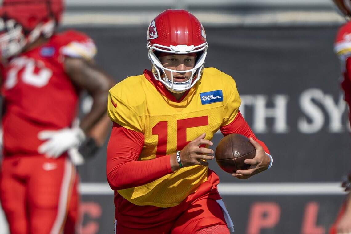 Patrick Mahomes, coming off ACL injury, likely to start season opener vs. Denver