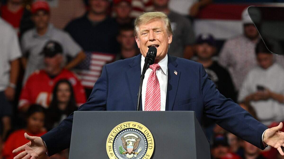 Trump claims economic progress at Kansas event for Roger Marshall