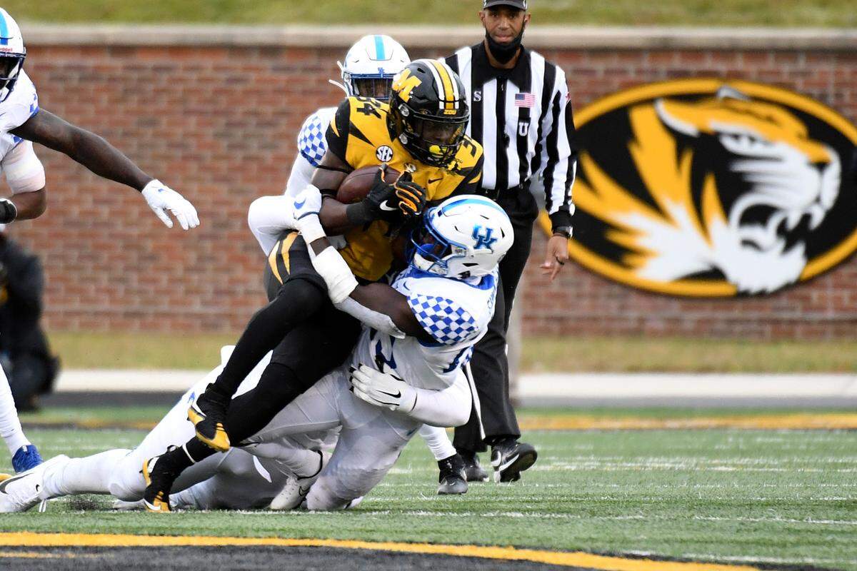 Kentucky safety Yusuf Corker (making tackle) had 18 tackles in last week’s loss at Missouri and tied the UK school record for solo tackles in a game with 16.