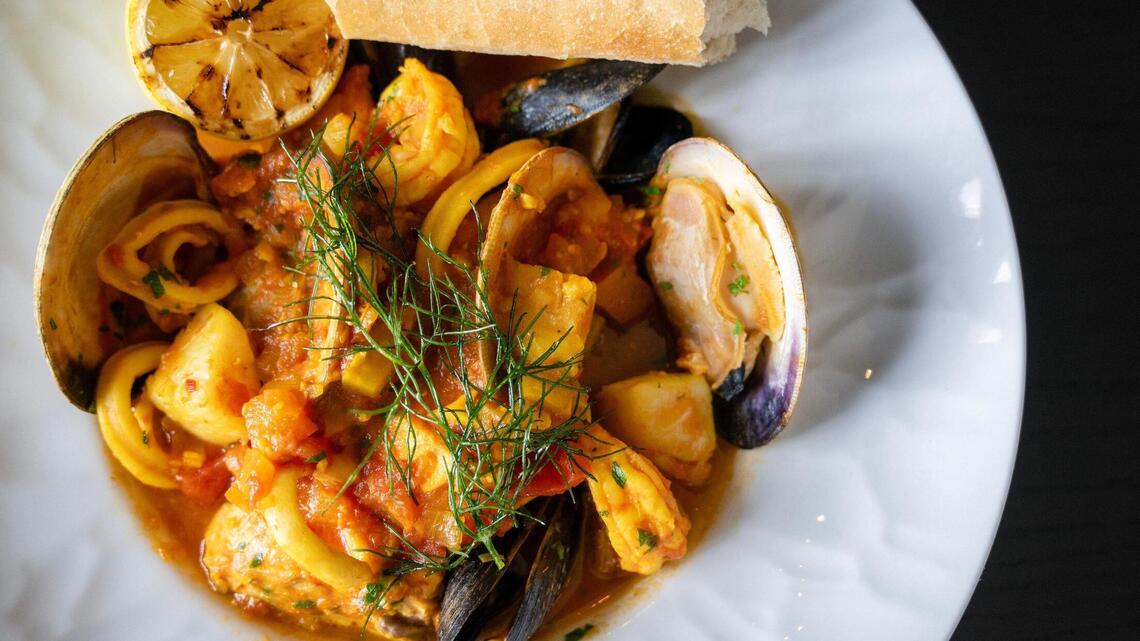 A seafood Thai restaurant from well-known Kansas City chef has closed