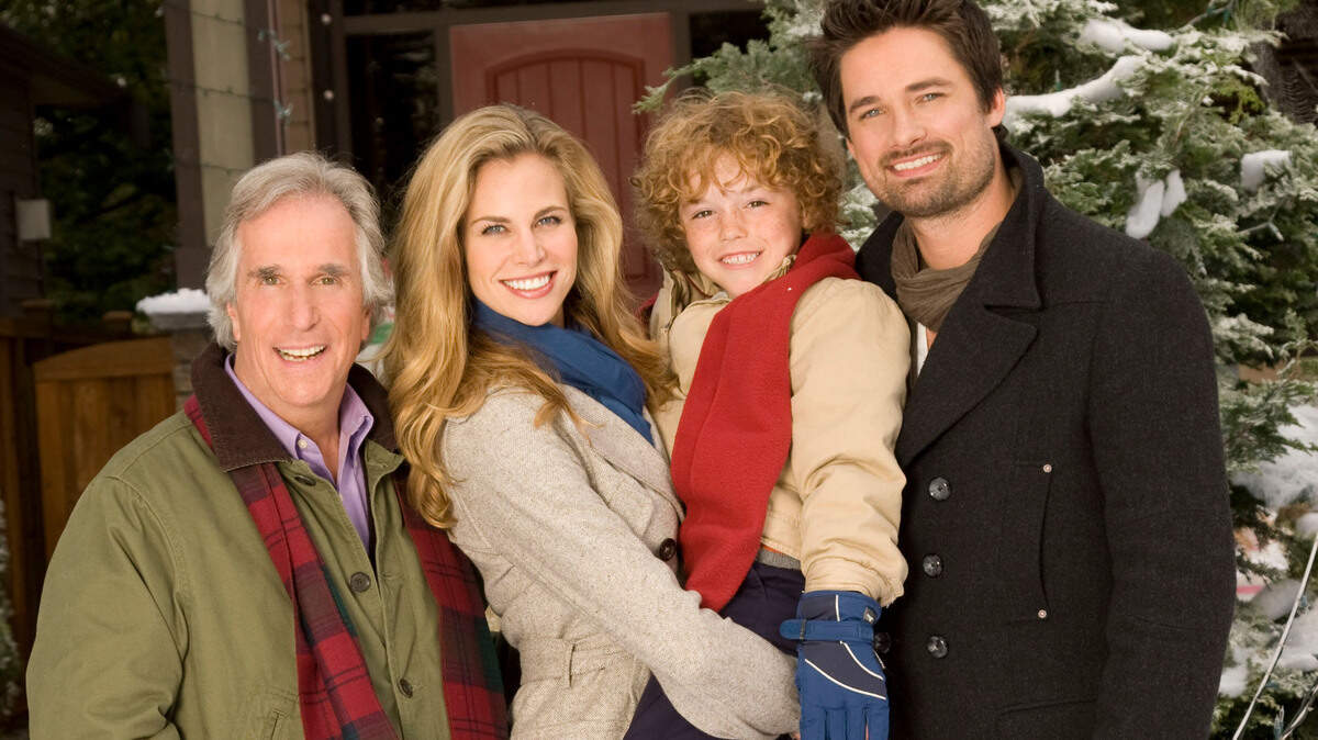 Hundreds of fans of Hallmark Christmas movies, like “The Most Wonderful Time of the Year,” are expected to attend the first Midwestern Christmas Con at the Overland Park Convention Center this weekend.