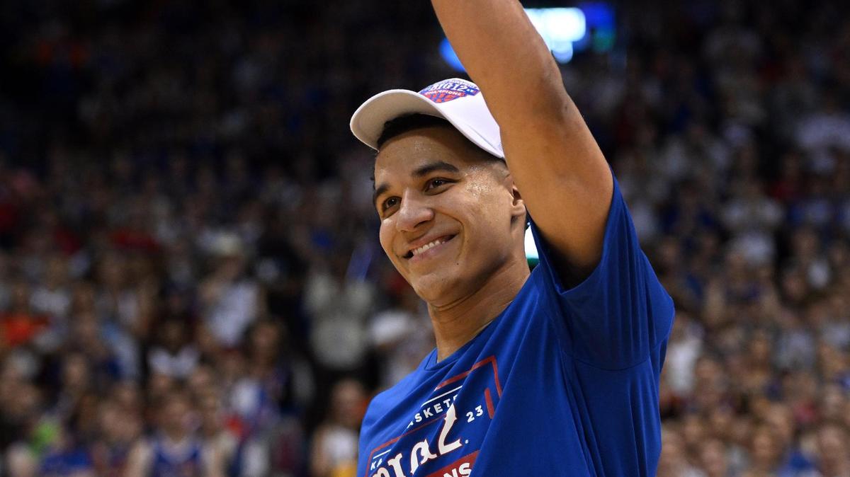 KU’s Kevin McCullar celebrates a senior night win over Texas Tech at Allen Fieldhouse.