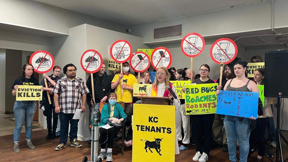 Rev. Sarah Schofield Wimberley speaks at the KC Tenants press conference saying she stands withe the tenants.