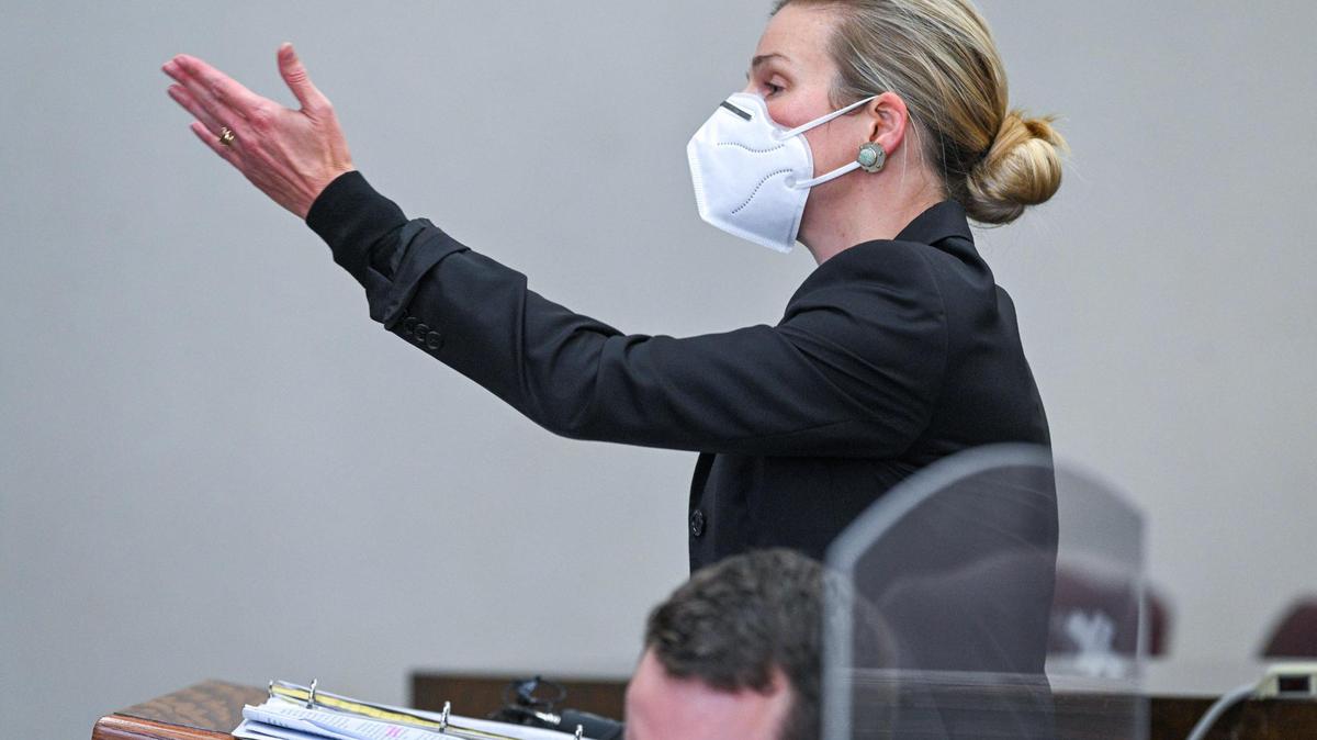 Kate Brubacher, at the time assistant prosecuting attorney for Jackson County Prosecutor’s Office, argues a point during a hearing Monday, Sept. 13, 2021 in Jackson County Circuit Court on behalf of Kevin Strickland, who was wrongly convicted of a triple murder in 1978 and released in 2021.