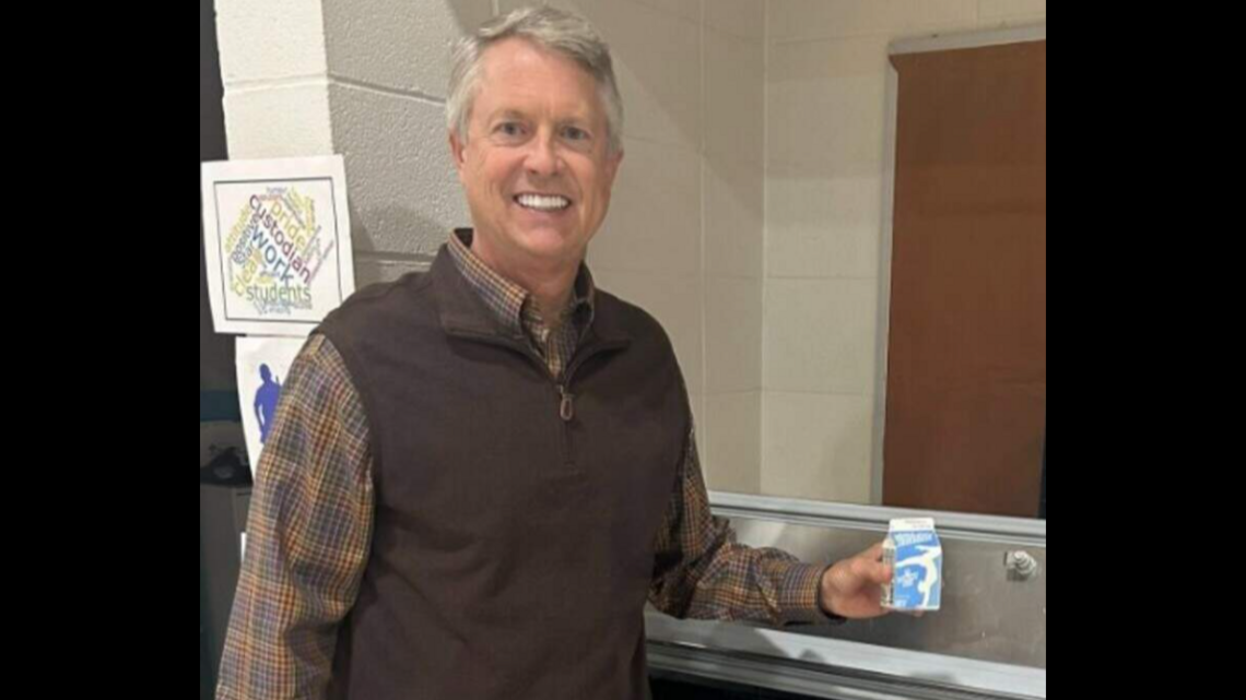 Six years after ordering campaign cookies, Marshall paid the bill — with interest